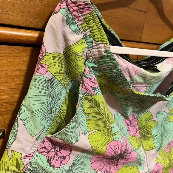 Patagonia Best Fronds Hibiscus Print Baggies 5 inch inseam Size Large - Picture 4 of 8